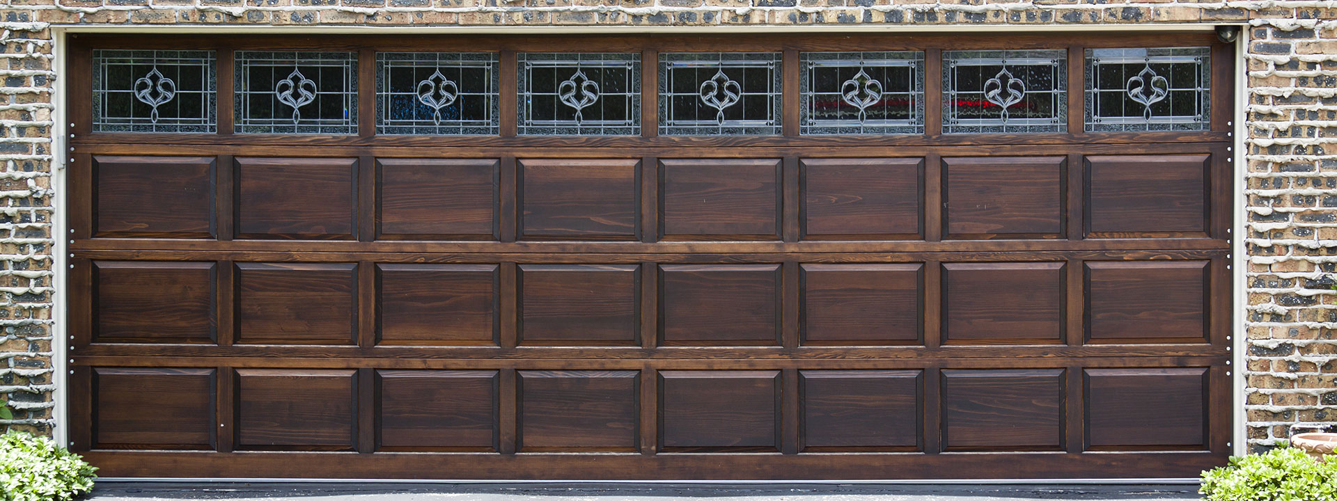 gallery06 Legacy Garage Doors